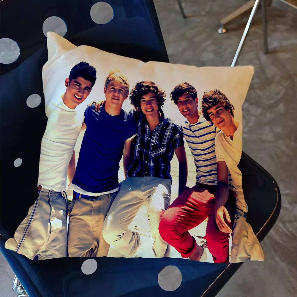 Rock O-One D-Direction Cushion - đánh giá và giá Home Textiles Direct